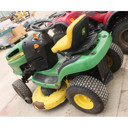 102 - JOHN DEERE 100 SERIES 105 AUTOMATIC RIDE ON MOWER GOOD WORKING ORDER NO VAT