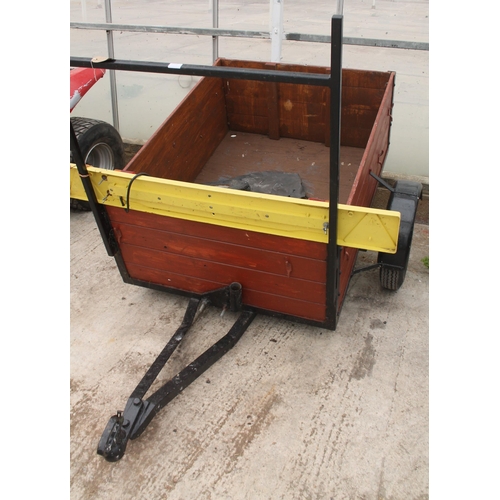 104 - SMALL CAR TRAILER NO VAT