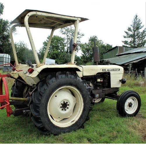 109 - DAVID BROWN 885 TRACTOR  + VAT