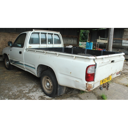 115 - TOYOTA PICK-UP TAXED & TESTED
REGISTRATION NUMBER W152 MBU   + VAT