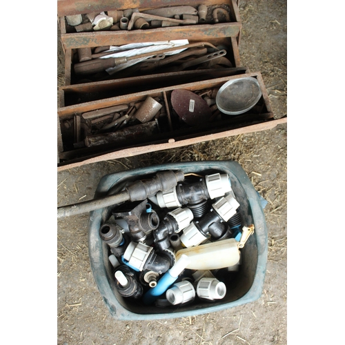 28 - PIPE FITTINGS & SOCKETS ETC.    + VAT