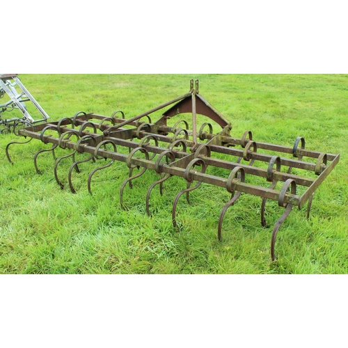 78 - SPRING TINE CULTIVATOR + VAT