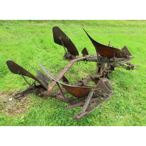 87 - SALOPIAN 2 FURROW REVERSIBLE PLOUGH  + VAT