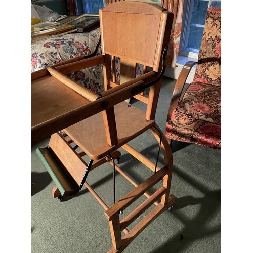 2966 - A INFANT'S METAMORPHIC HIGH CHAIR