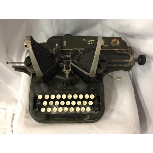 3 - A VINTAGE 'THE OLIVER NO.9' BAT WING TYPEWRITER C 1913