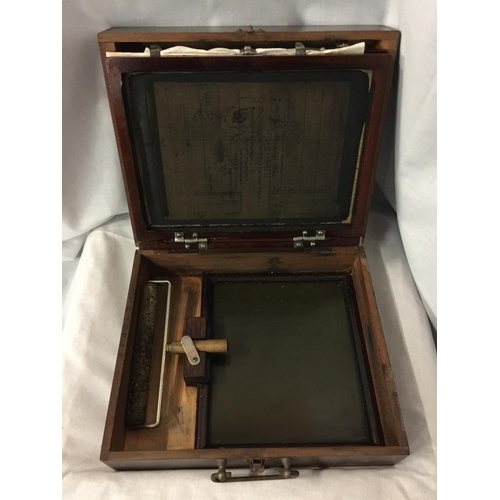 12 - AN OAK CASED LION MENUCATOR NO.2 MODEL VINTAGE PRINTER