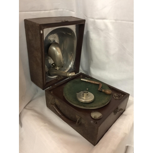 57 - A VINTAGE RETRO DECCA WIND UP GRAMOPHONE MADE IN ENGLAND