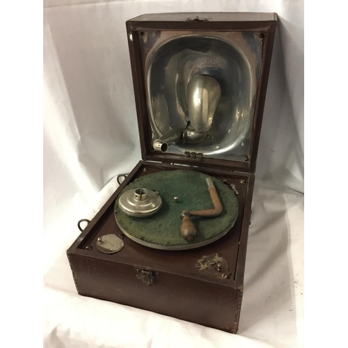 57 - A VINTAGE RETRO DECCA WIND UP GRAMOPHONE MADE IN ENGLAND