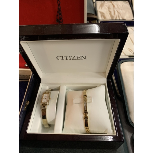 172 - A SELECTION OF COSTUME JEWELLERY TO INCLUDE A BOXED CITIZEN WATCH AND BRACELET SET, A DIAMANTE STYLE... 