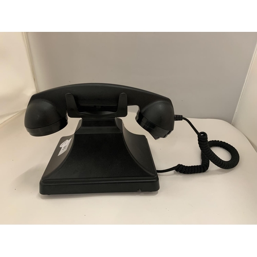 85 - A VINTAGE STYLE ROTARY DIAL TELEPHONE IN MATT BLACK