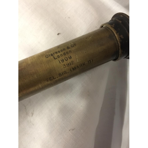 364 - A PRE WORLD WAR I MARK II THREE DRAW MILITARY BRASS TELESCOPE BY CLARKSON & CO 3912 TEL SIG DATED 19... 