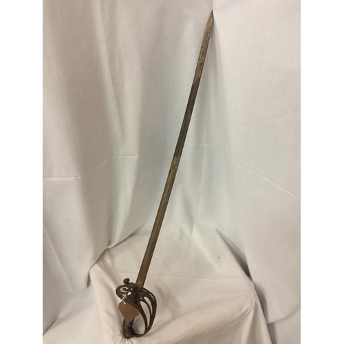 367 - A 19TH CENTURY LIGHT INFANTRY OFFICERS SWORD, 79.5CM BLADE