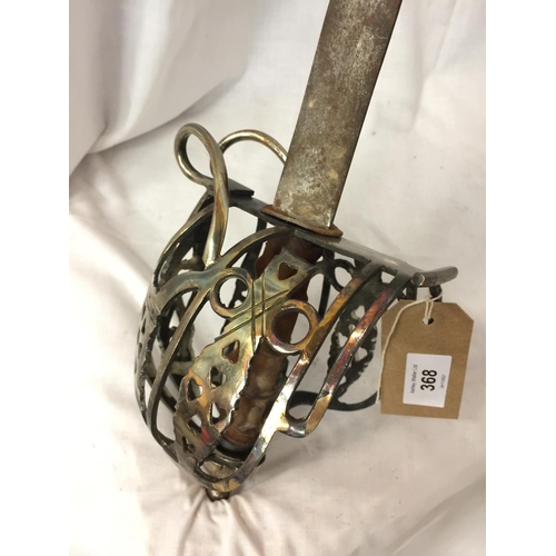 368 - A LATE 19TH/EARLY 20TH CENTURY SCOTTISH BROADSWORD, 84CM BLADE, SILVER-PLATED PIERCED GUARD