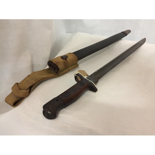 416 - A WORLD WAR I 1907 PATTERN BAYONET 4.35CM BLADE MARKER VICKERS, SCABBARD AND FROG