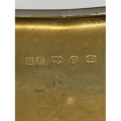 529 - TWO HALLMARKED BIRMINGHAM SILVER ITEMS TO INCLUDE AN ENGRAVED CIGARETTE CASE AND A RECTANGULAR NAPKI... 