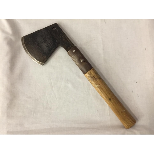 290A - A VINTAGE KEENCUT MEAT CLEAVER