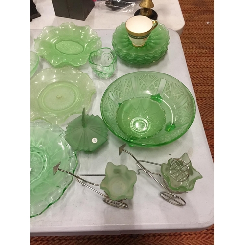 214 - A QUANITY OF GREEN GLASSWARE TO INCLUDE LEAF SHAPED BOWLS, PATTERNED PLATES, BOWLS, PLATES, ETC