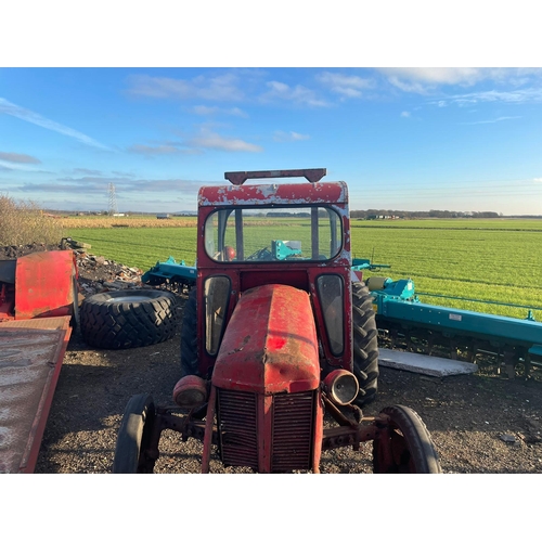 210 - A FERGUSON 4 CYLINDER DIESEL ENGINE TRACTOR & REDUCTION GEAR BOX TRACTOR BEEN DRY STORED FOR 10 YEAR... 