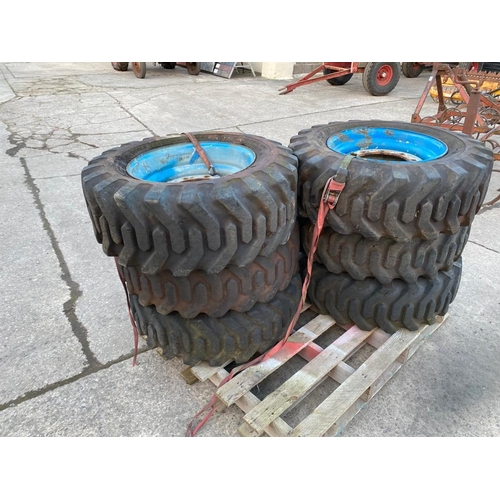 250 - PLANT WHEELS & TYRES +VAT