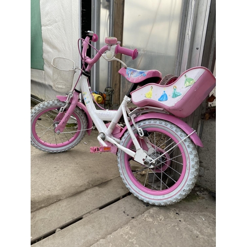 A CHILDRENS CINDERELLA BIKE