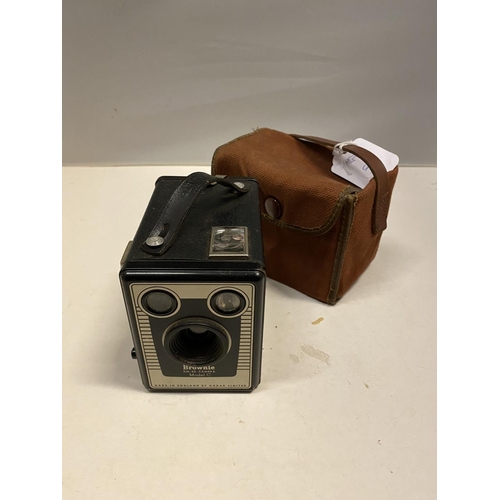 75 - A BOX BROWNIE CAMERA WITH THE ORIGINAL CASE