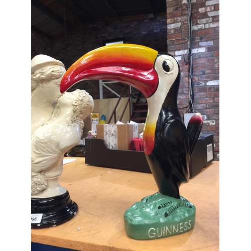 297 - A LARGE ADVERTISING GUINNESS TOUCAN HEIGHT 40CM