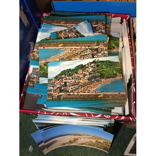 412 - A LARGE COLLECTION OF VINTAGE POSTCARDS IN THREE BOXES TO INCLUDE A LARGE AMOUNT WITH A BORDERED FLO... 