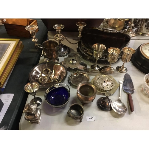 495 - A QUANTITY OF SILVER PLATED ITEMS TO INCLUDE, GOBLETS, CANDLEABRA, PLATES, POTS, ETC