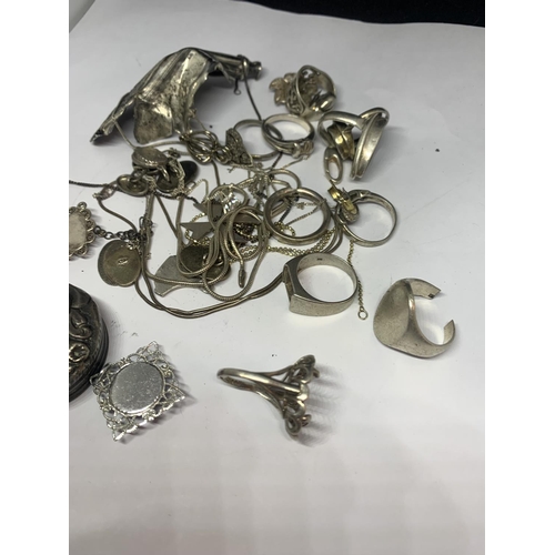 600 - A QUANTITY OF SCRAP SILVER