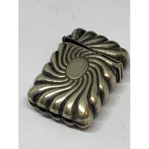 621 - A WHITE METAL VESTA CASE