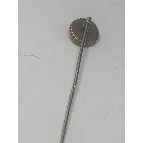 648 - A VICTORIAN 15 CARAT GOLD SEED PEARL STICK PIN GROSS WEIGHT 2 GRAMS IN A PRESENTATION  BOX