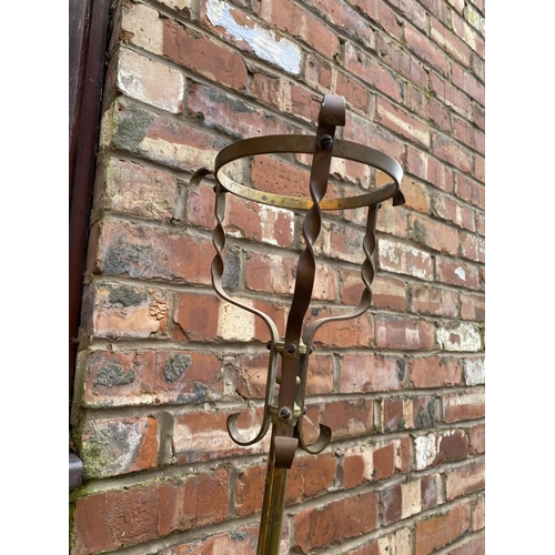 967 - AN ART NOVEAU STYLE WROUGHT IRON LAMP STAND HEIGHT 173CM