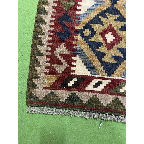 973 - A MAIMANA KILIM RUG SIZE 78CM X 59CM