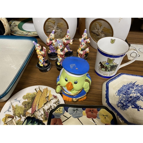 1006 - A QUANTITY OF COLLECTIBLE ITEMS TO INCLUDE, CERAMIC CLOWNS, PLATES, DISHES, VASES, SHIRE HORSE, ETC