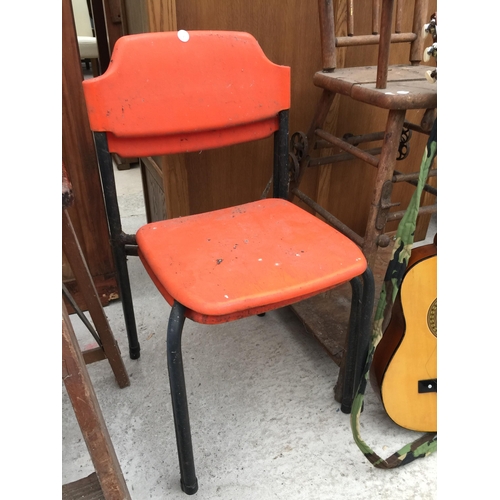 1497 - AN ASSORTMENT OF VINTAGE ITEMS TO INCLUDE A HIGH CHAIR, TWO STACKING CHAIRS AND A GUITAR