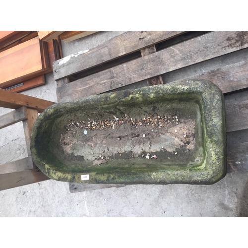 1646 - A STONE D END PUMP TROUGH (86CM X 38CM)