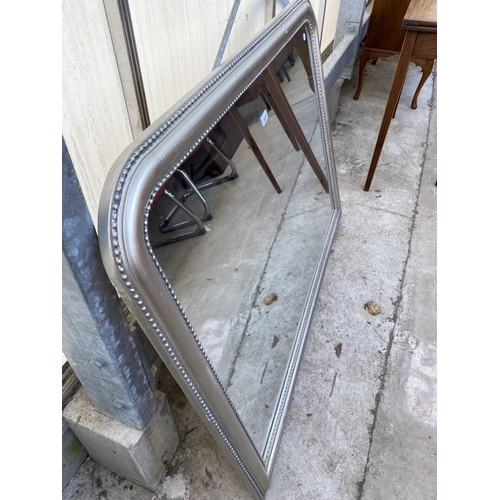 2024 - A MODERN SILVER COLOURED OVERMANTEL MIRROR, 45 X 34