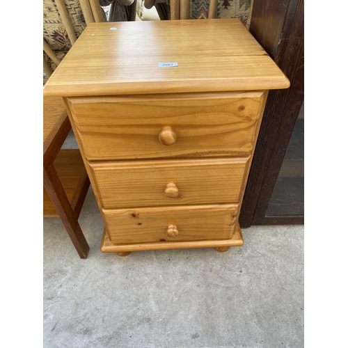 2067 - A MODERN PINE CHEST OF THREE DRAWERS, 18