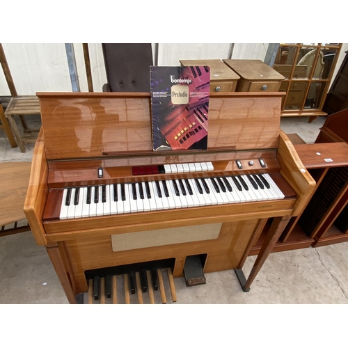 2105 - A FARFISA GOLDEN VOICE ELECTRIC ORGAN, 40