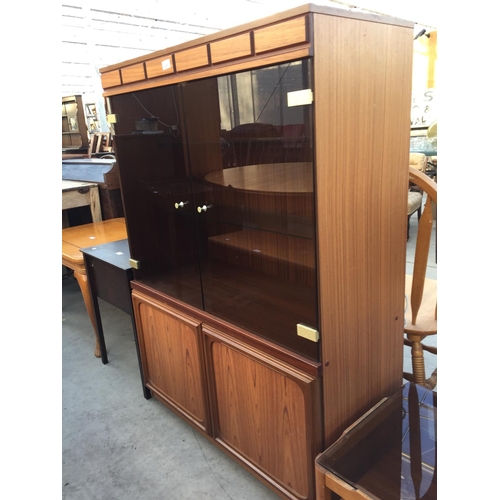 2240 - A TEAK EFFECT LOUNGE UNIT WITH SMOKED GLASS DOORS