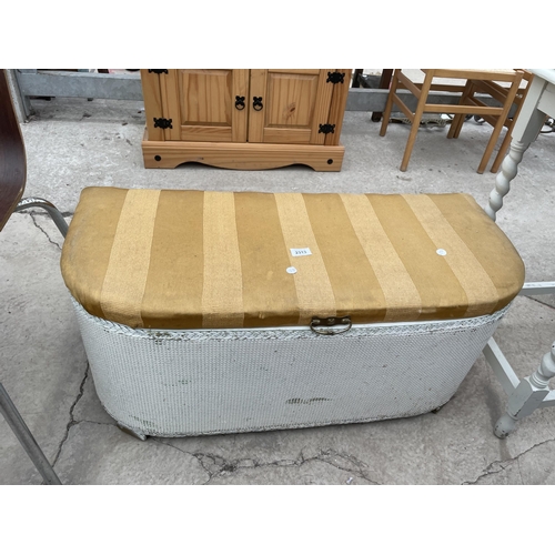 2313 - A LLOYD LOOM STYLE OTTOMAN AND PAINTED BARLEYTWIST TABLE