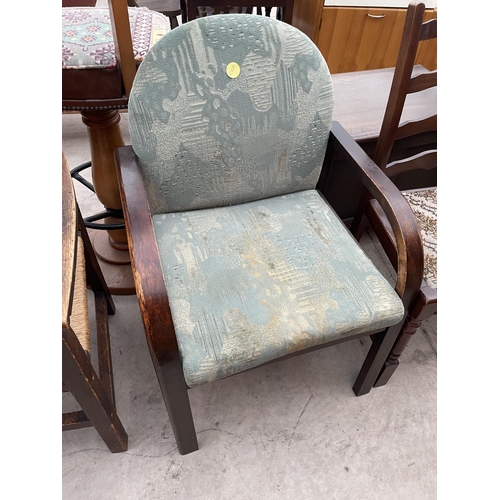 2396 - AN OAK ART NOUVEAU RUSH SEATED ELBOW CHAIR, LADDERBACK CHAIR AND DECO STYLE CHAIR