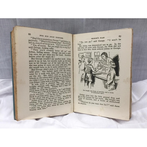 34 - A FIRST EDITION (THIRD IMPRESSION) FIVE RUN AWAY TOGETHER HARDBACK WITH DUST JACKET BY ENID BLYTON -... 