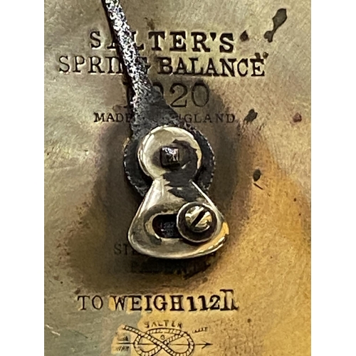 59 - A VINTAGE SALTER SPRING BALANCE No 20 TO WEIGH 112lb