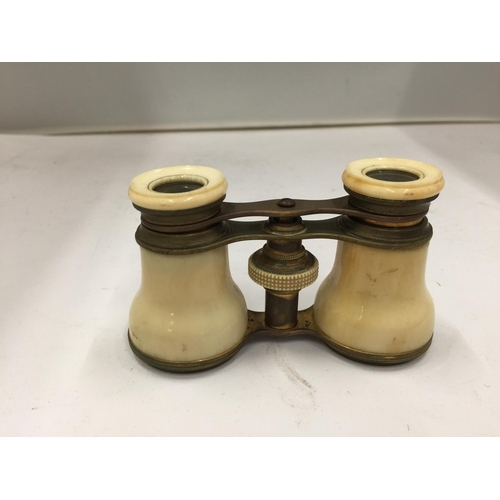 95 - A PAIR OF VINTAGE BONE OPERA GLASSES