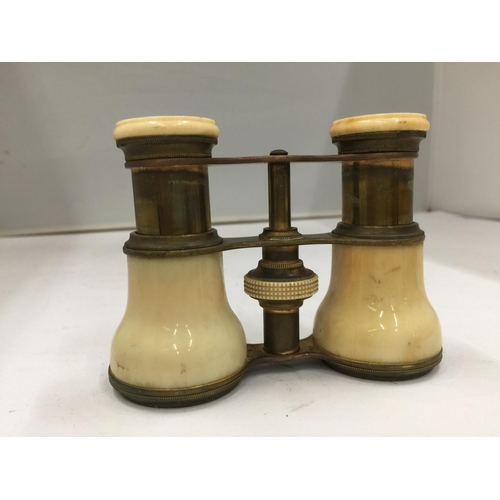95 - A PAIR OF VINTAGE BONE OPERA GLASSES