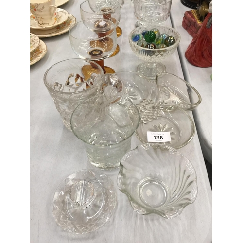 136 - A COLLECTION OF GLASSWARE TO INCLUDE DESSERT DISHES
