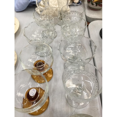 136 - A COLLECTION OF GLASSWARE TO INCLUDE DESSERT DISHES