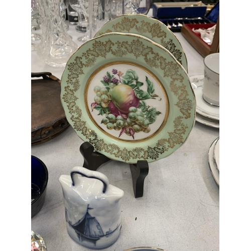 195 - A COLLECTION OF CERAMICS AND CHINA TO INCLUDE CUPS AND SAUCERS, PLATES, COTTAGES, THIMBLES, ETC