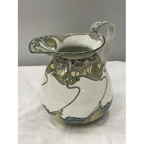 10 - A DOULTON BURSLEM KELMSCOT WATER LILY JUG HEIGHT 22CM